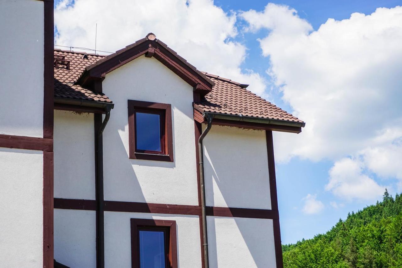 Apartmany Sport & Ski Valca Bagian luar foto